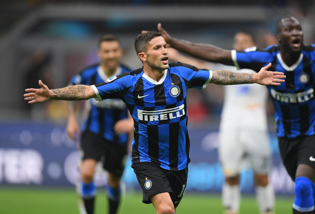 比UFC还精彩的野拳格斗赛！强烈建议从头看到最后（这场民间硬核拳赛，比UFC更燃！强烈推荐从头看到尾）