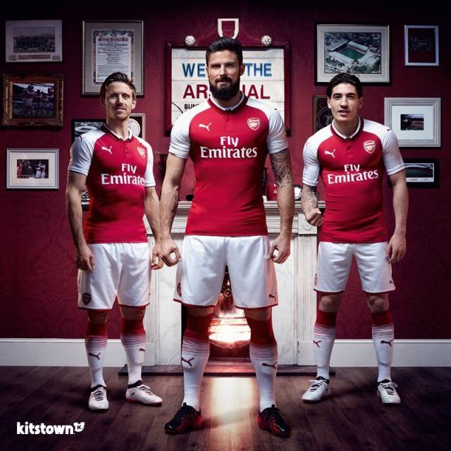 德甲半场：曼赞比破门，海登海姆0-1弗赖堡（德甲半场战报：曼赞比建功，海登海姆暂0-1落后弗赖堡）