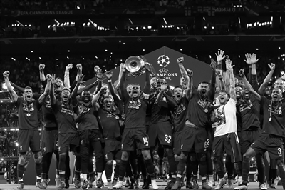 北青：国足U22昨日短暂休整，热身赛的情况球队按要求保持沉默（北青：U22国足昨日短休，按要求对热身赛情况保持缄默）