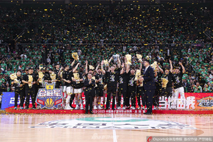 U20男排全运会，江苏苦战五局不敌浙江！山东太强，全胜小组第一（全运会U20男排：江苏鏖战五局惜败浙江，山东强势全胜锁定小组第一）