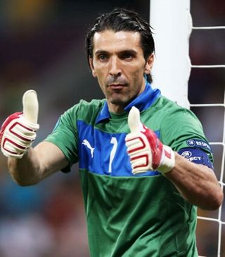 贝纳蒂亚：我和德布劳内谈过，但当时他已接近签约那不勒斯了（贝纳蒂亚：与德布劳内有过对话，但他当时已接近加盟那不勒斯）