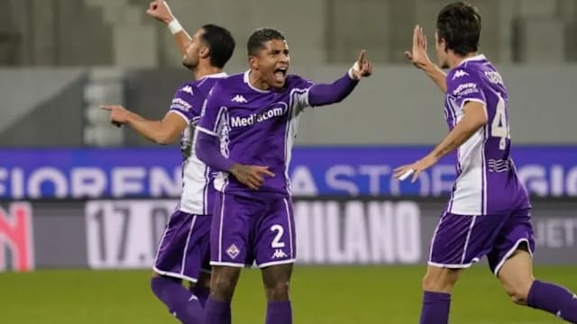 中国U22vs越南U22：拜合拉木、徐彬先发，胡荷韬、贺一然出战（中国U22对阵越南U22：拜合拉木、徐彬首发，胡荷韬、贺一然登场）