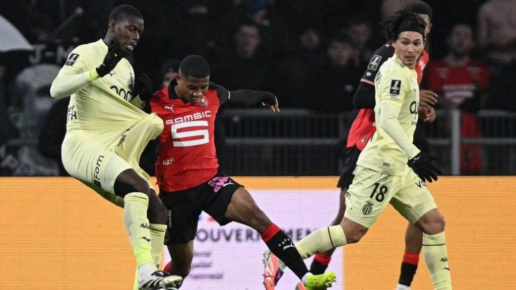 官方：中超入籍球员的薪酬限额可按照外援标准执行（官方明确：中超入籍球员薪酬限额可比照外援标准执行）